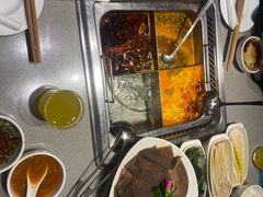 -海底捞火锅(金山百联店)