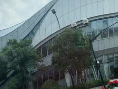 -虹桥世界中心-东北停车场