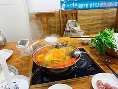 -苗伯妈酸汤火锅