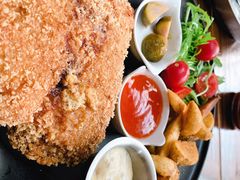 英式爆浆炸鱼-吃饼人西餐(南开店)