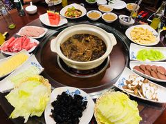 -亿诣蝎府炸酱面羊蝎子火锅(酷车小镇店)