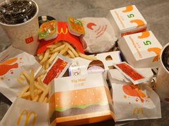 -麦当劳(展览路店)