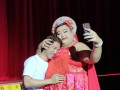 -金东尼人妖秀