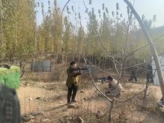 -南山特攻真人CS户外露营轰趴拓展基地