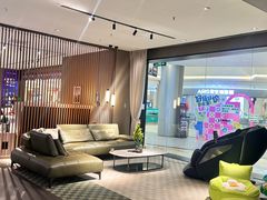 -红星美凯龙(上海沪南店)