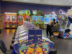 -反斗乐园π·电玩·高空拓展·蹦床(龙华天虹店)