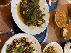 -吃饭皇帝大土家民族菜(正大广场店)