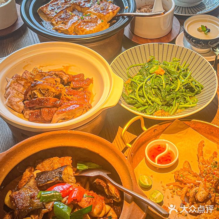 客家人的正宗客家菜💥客语首家河鲜臻选店开业啦🙈  