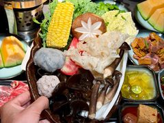 -湊湊火锅·茶憩(合生汇购物中心店)