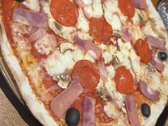 -JINNS锦时 steak&pizza(浸信会礼拜堂旧址店)