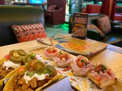 -Famous肥猫墨西哥音乐餐吧(五棵松华熙LIVE店)