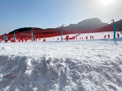 -济南卧虎山滑雪场