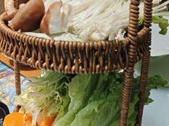 -刘姐啤酒鱼民族演艺餐厅(西街总店)