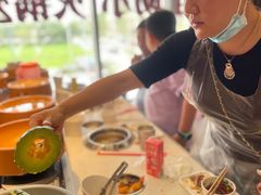 -龍歌自助小火锅(市南金茂湾店)