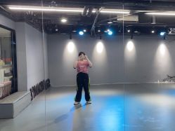 -STAR舞蹈工作室