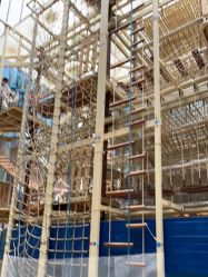 -PIPIKINGDOM皮皮王国欢乐号(欢乐海岸购物中心店)