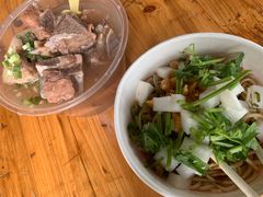 -燕子煨汤(山海关路店)