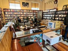 -麦田书店(国防路店)