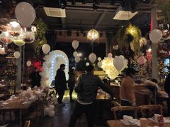 -胡桃里音乐餐厅(陶溪川店)(川湘赣菜·世界百大酒庄直供红酒·音乐表演)