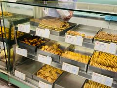 面包甜点陈列柜-上海哈尔滨食品厂(淮海中路店)