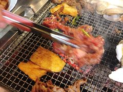 -马路牙子地桌烤肉(工体店)