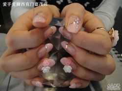 爱手爱脚造型水晶甲-摩睫+皮肤管理·科学美容中心