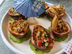 百香果蒸中鲍鱼-79号渔船海鲜饭店(宝安店)