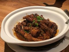 梅菜烧凤爪煲-马仕玖煲·融合菜·酥不腻烤鸭(人大店)