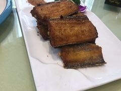 油炸带鱼-伊和园清真餐饮
