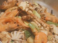-七欣天香辣蟹火锅(闵行浦江欢乐颂店)