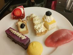 -圣丰索菲特·2 On 988 Café 自助餐厅