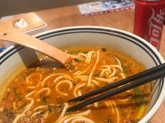 -刀小蛮半只鸡过桥米线(家乐福四元桥店)