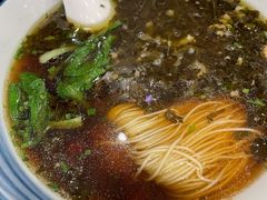 咸菜墨鱼面-小方的面(徐家汇店)