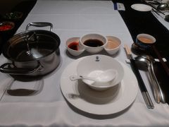 -红鼎豆捞·非遗鲍皇汤火锅(宝丰路店)