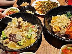 -万记麻辣烫国展总店