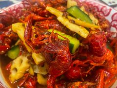 -松哥油焖大虾.小龙虾.黑鸭煲(海岸城店)
