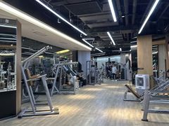 -威克健身游泳(万菱汇店)