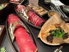 -三出山火锅(南京万象天地店)