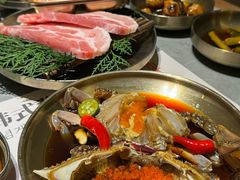 -草家酱蟹炭火烤肉店(珲春南路一店)