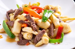Lotus Stem Stir-Fried with Beef Strips
