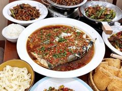 -湖南人家湘菜馆(镇江路店)