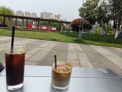 -三勾JJJ Burger&Coffee(梅溪湖店)
