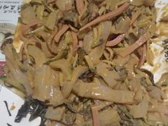 -Rabbit Cafe私房西餐甜点咖啡(栖霞路店)