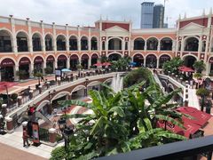 -佛罗伦萨小镇广佛名品奥特莱斯(疏港路店)