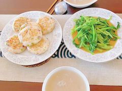 -鲸育宝宝月嫂(徐汇店)