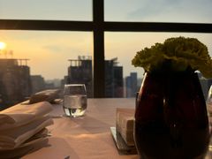 -云厨·高空西餐厅(成都瑯珀·凯悦臻选酒店)