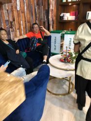 -PE SALON