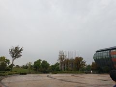 -上海滴水湖皇冠假日酒店