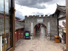 观景位风景-丁丁&当当牦牛酸奶·酥油面包(官门口店)