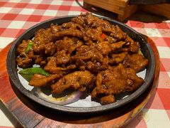 铁板牛肉-俭朴菜(鲁磨路店)